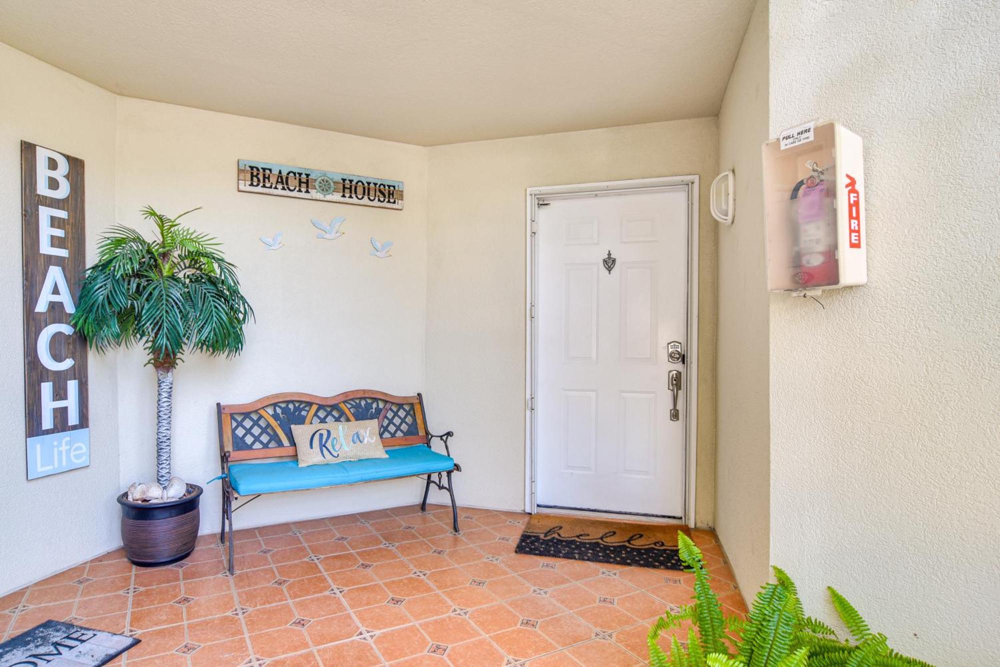 Modern Isla Del Sol Condo Walk To St Pete Beach! Сейнт Питърсбърг Екстериор снимка